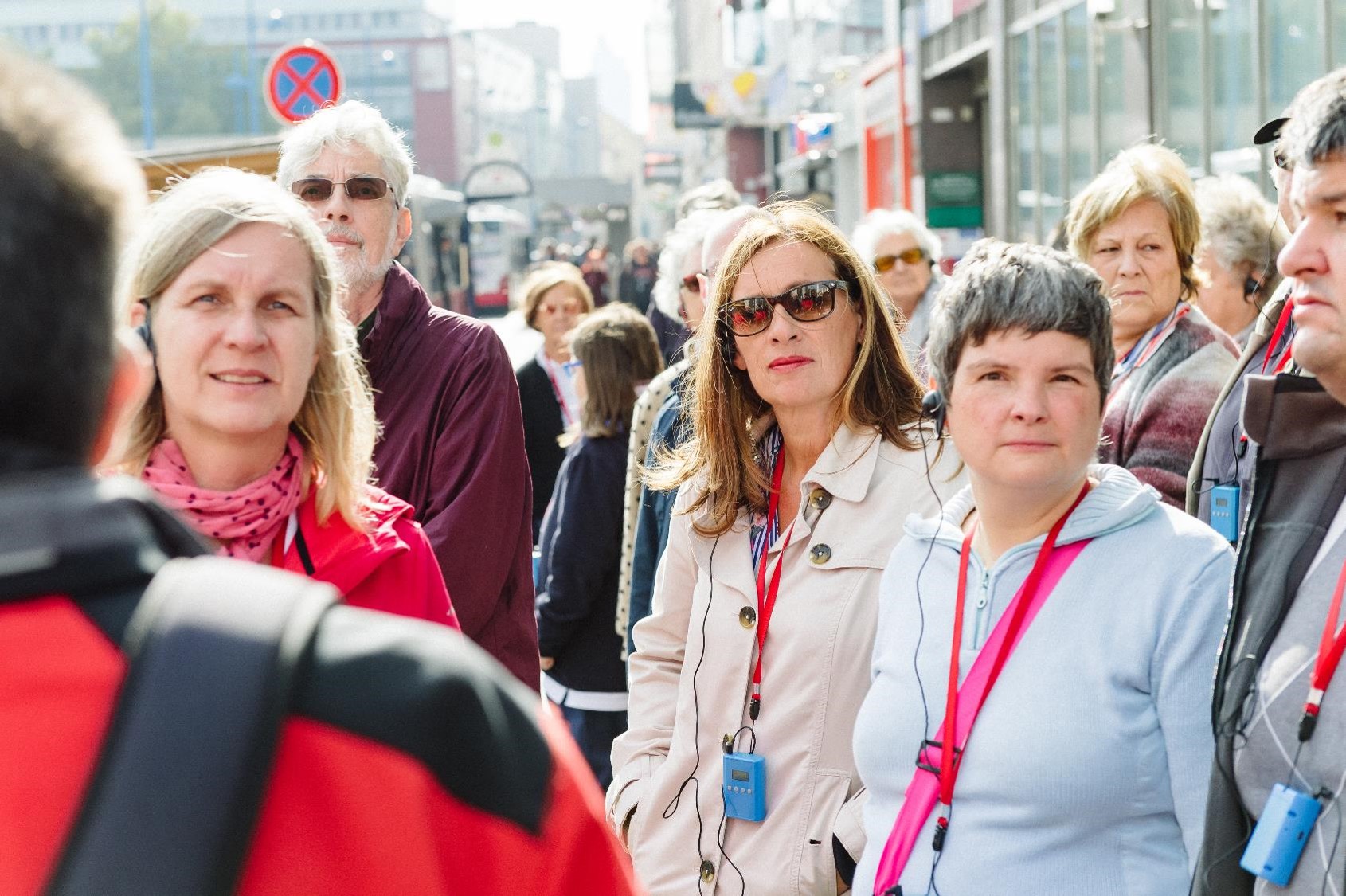 Personen bei der Sightseeing Tour