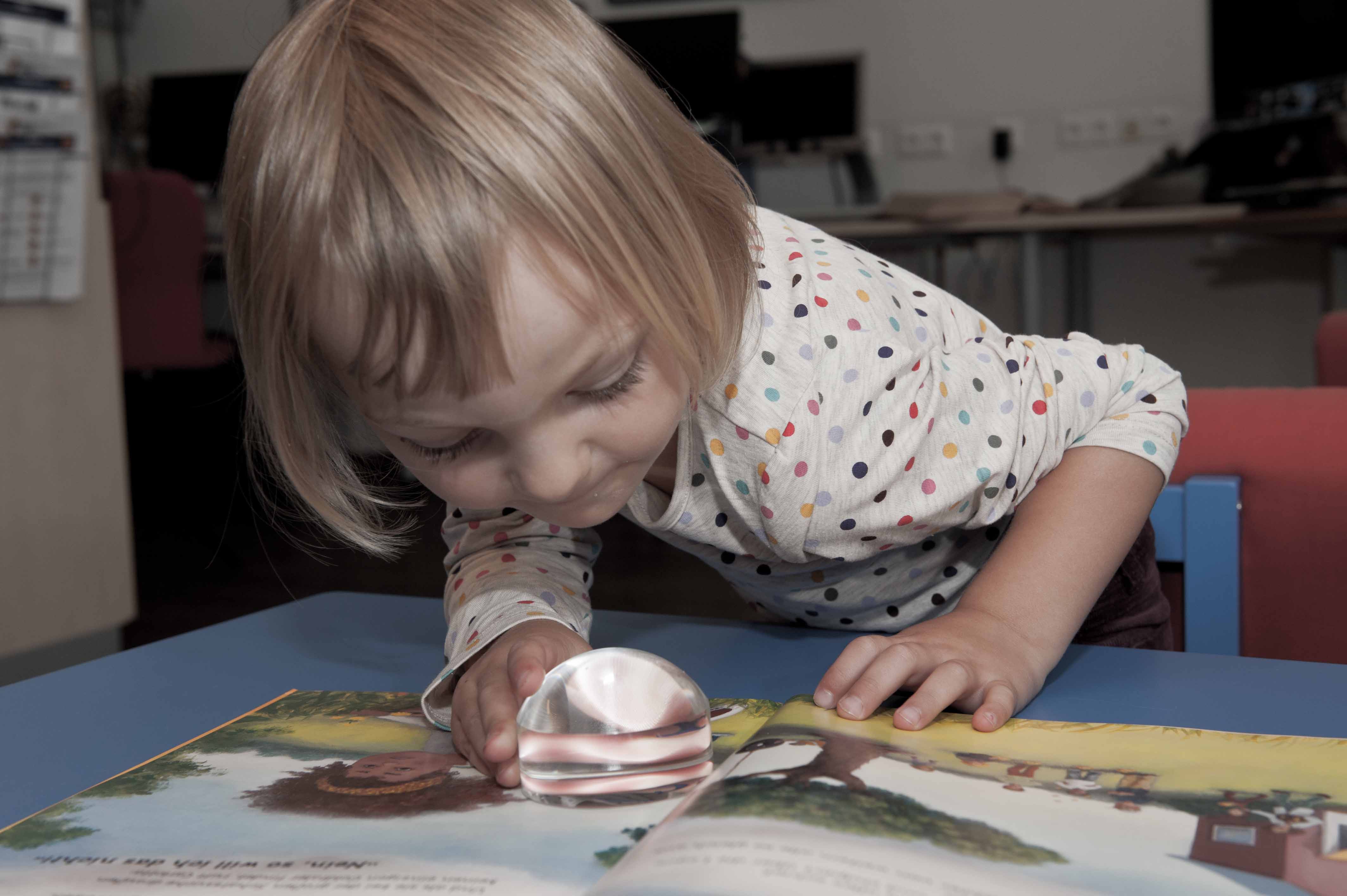 Hellfeldlupe für Kinder