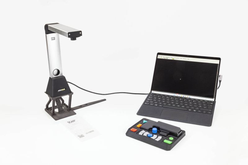 ZEN MAX attached to a laptop capturing a receipt with keypad with simplifier in front of the laptop_