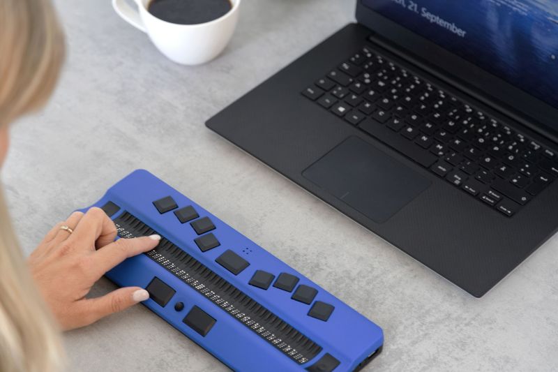 Active Braille mit Notebook